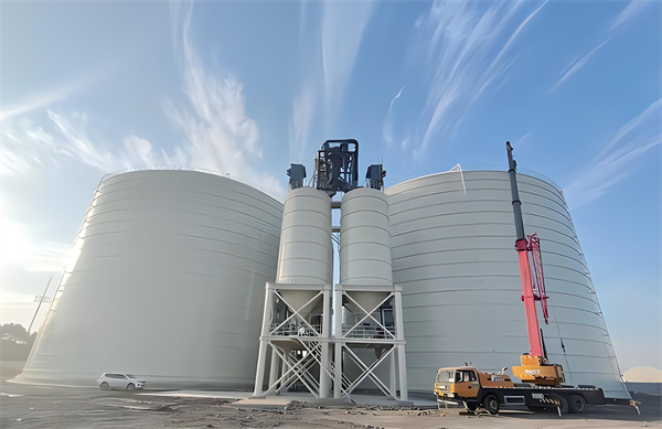 青山湖大型钢板库